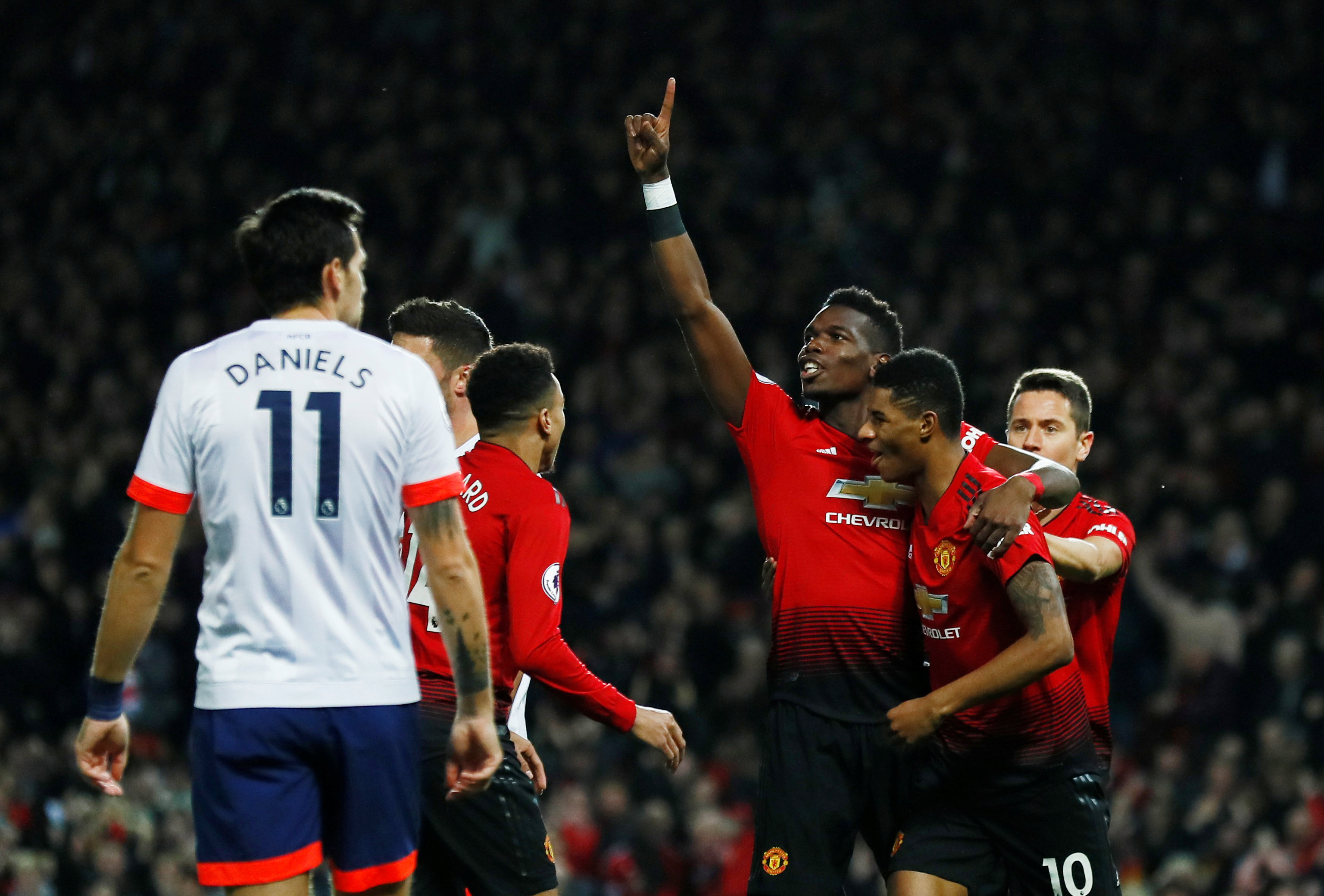 守人员及策 守人员及策